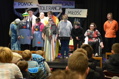 Przedstawienie w Bibliotece